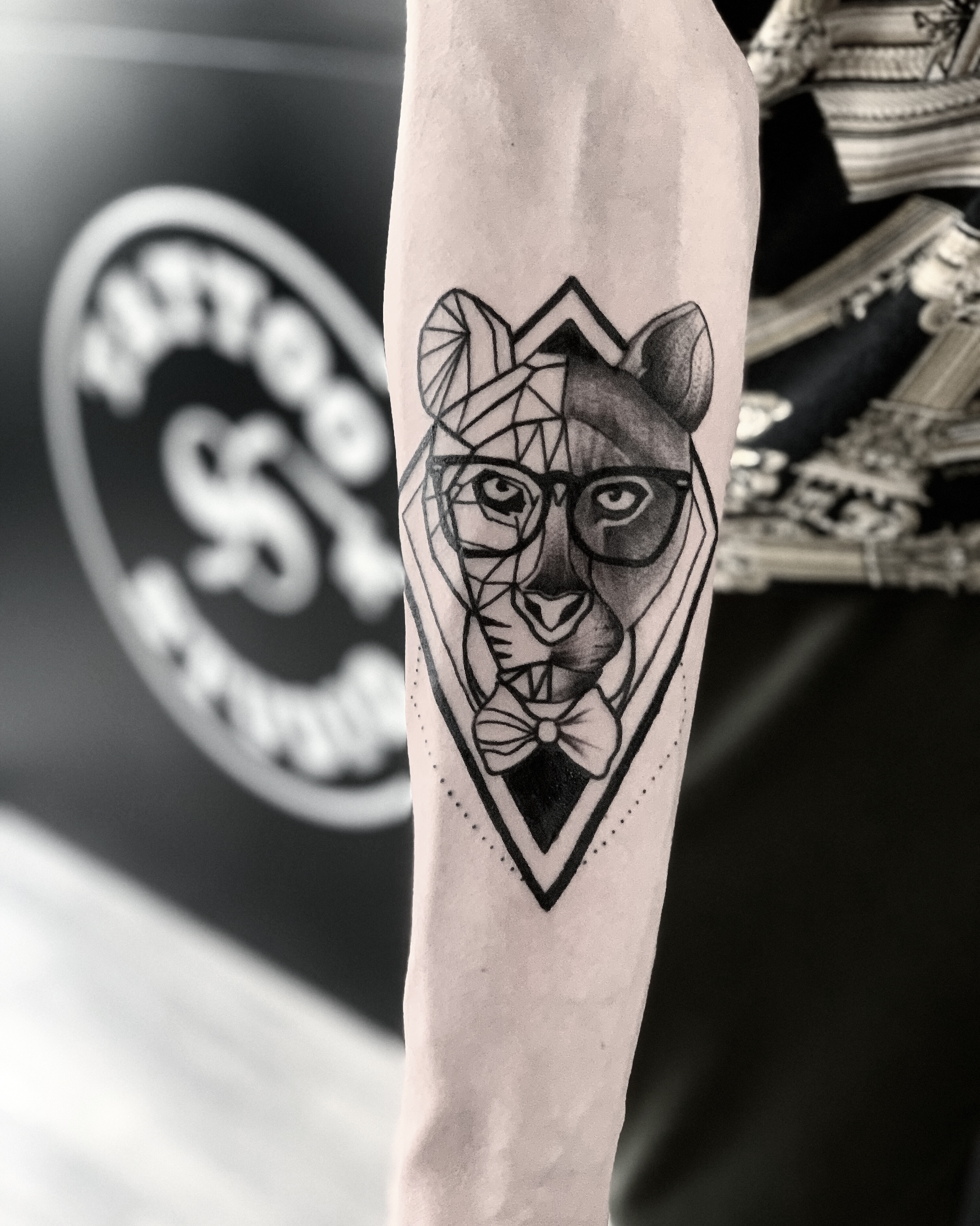 Discover the Finest Fine-Line Tattoo Service in Los Angeles: Unveiling the  Best Tattoo Shops Near Me | FinancialContent Business Page
